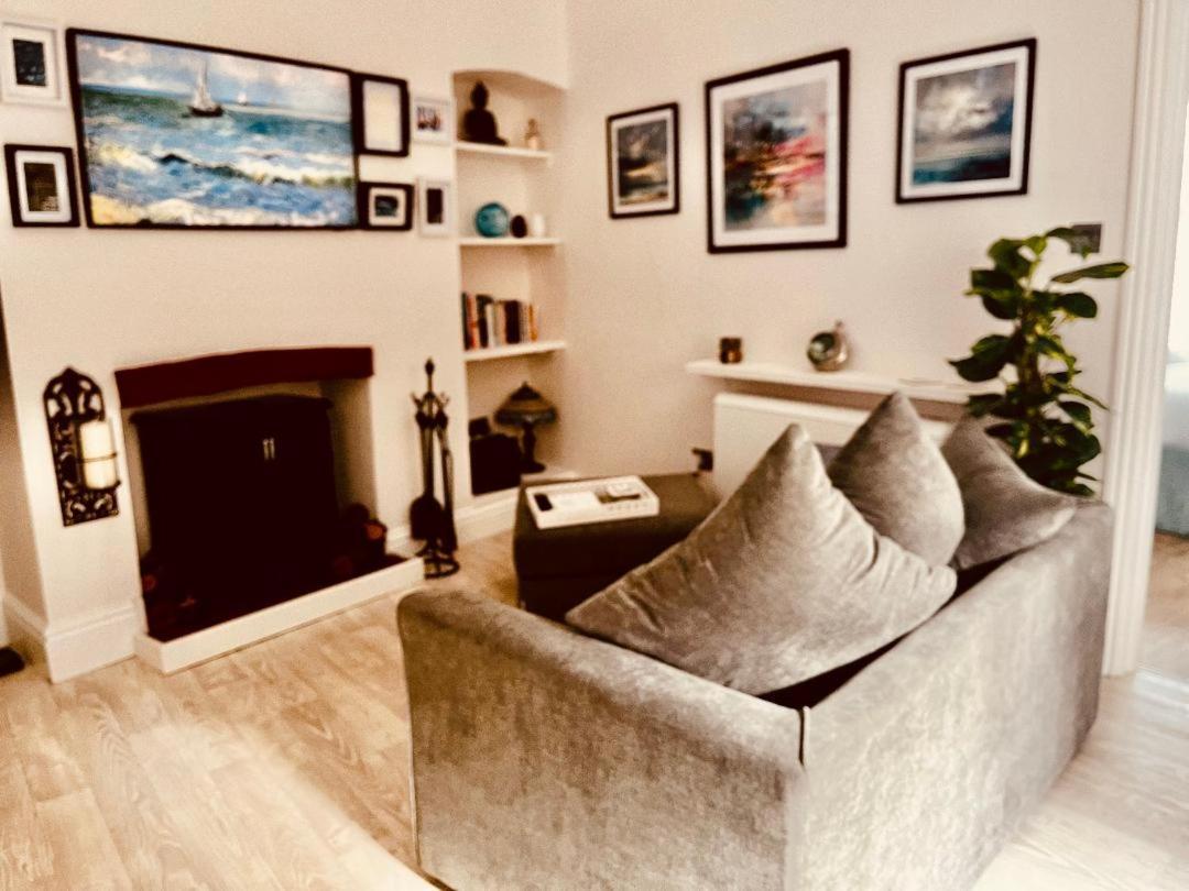 Ingleside Mews Apartment Whitby Bagian luar foto